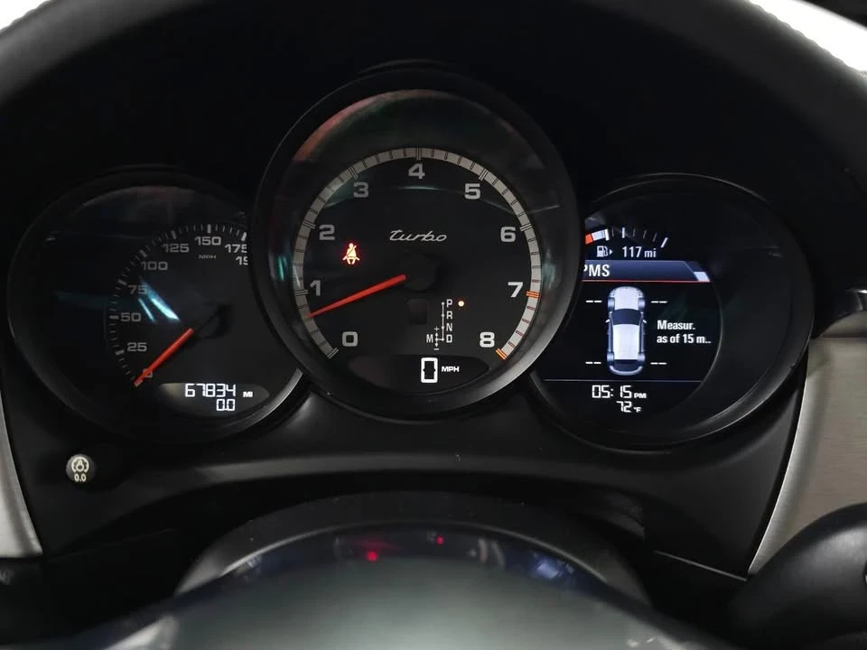 2015 Porsche Macan - Image 18 of 20