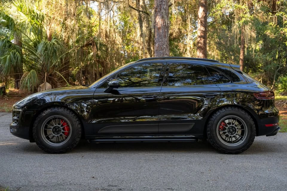 2015 Porsche Macan - Image 5 of 8