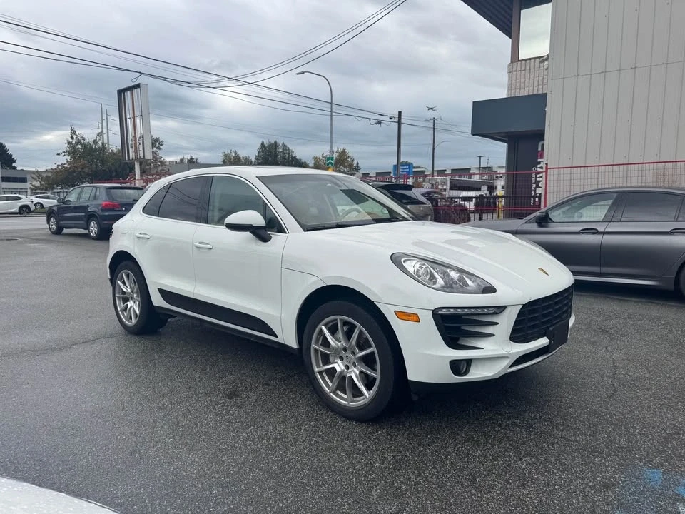 2015 Porsche Macan - Image 3 of 10