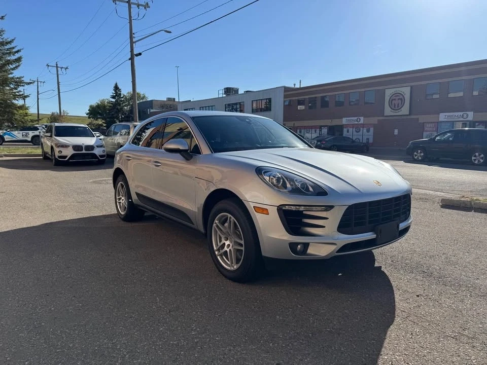 2015 Porsche Macan - Image 5 of 15