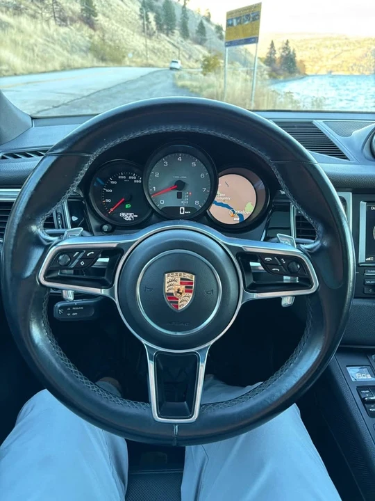 2015 Porsche Macan S - Image 10 of 12