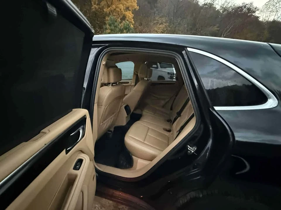 2015 Porsche Macan - Image 6 of 12