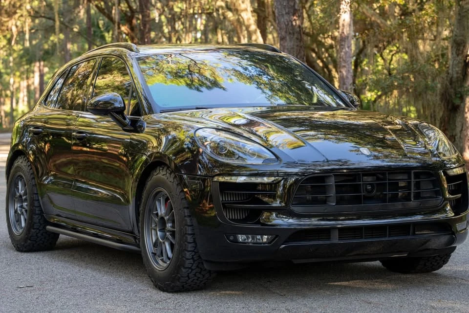 2015 Porsche Macan - Image 8 of 9