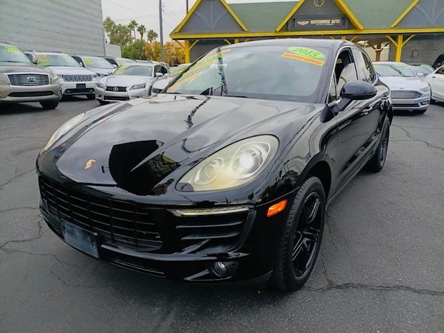 2015 Porsche Macan - Image 2 of 12