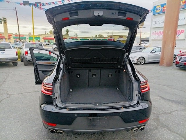 2015 Porsche Macan - Image 6 of 12