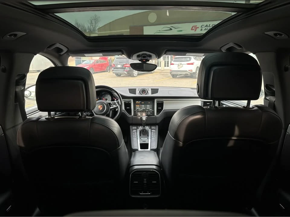 2015 Porsche Macan - Image 13 of 20