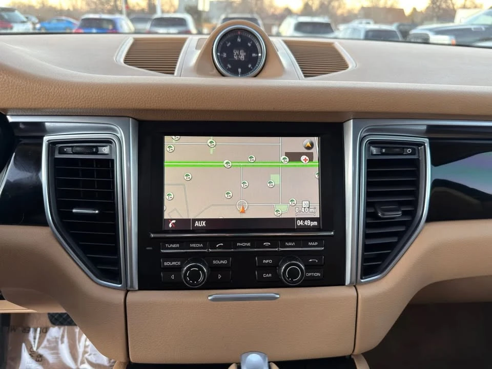 2015 Porsche Macan - Image 19 of 19