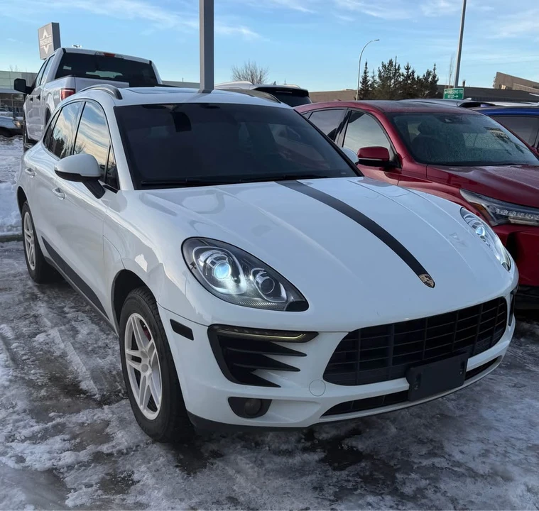 2015 Porsche Macan - Image 3 of 14