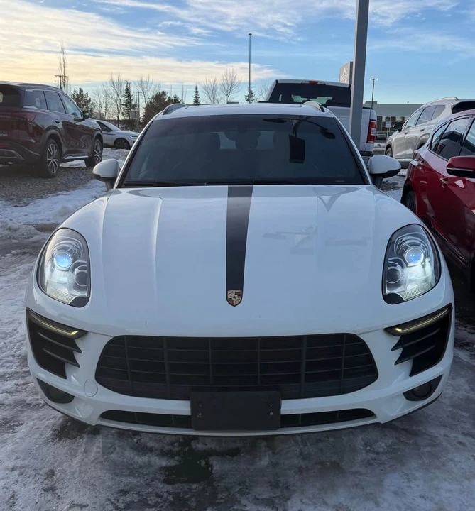 2015 Porsche Macan - Image 2 of 14