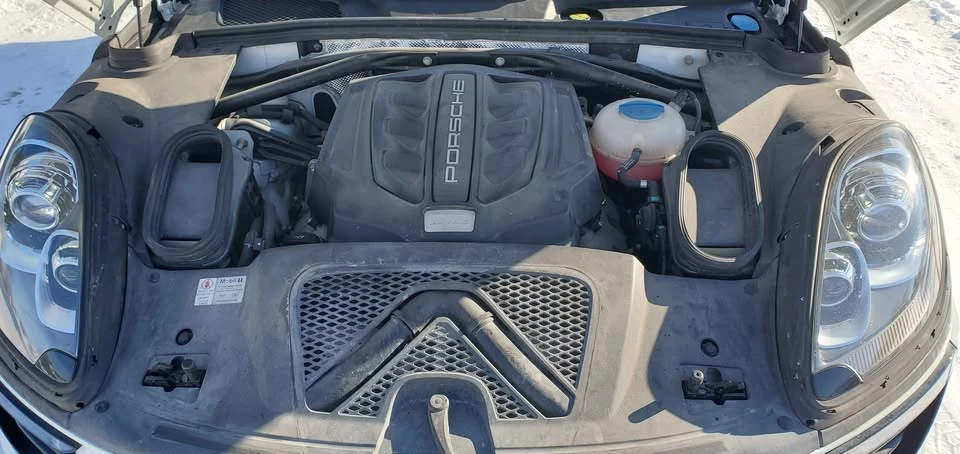 2015 Porsche Macan - Image 19 of 20