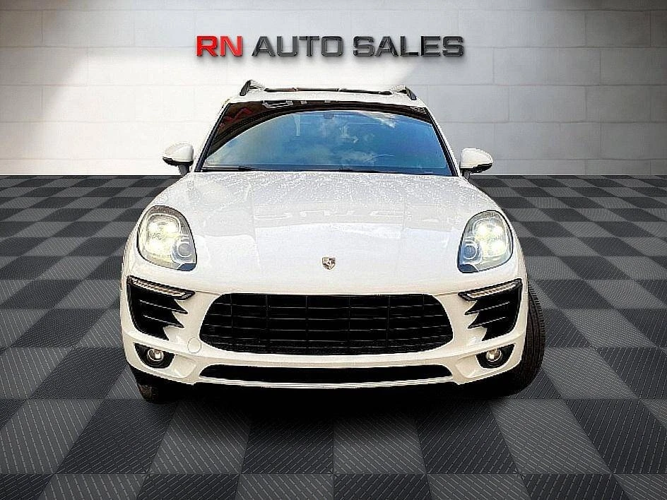 2015 Porsche Macan - Image 2 of 19