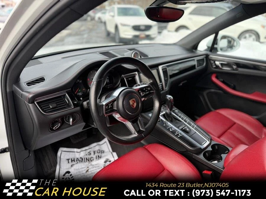 2015 Porsche Macan - Image 14 of 19