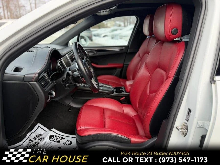 2015 Porsche Macan - Image 13 of 19