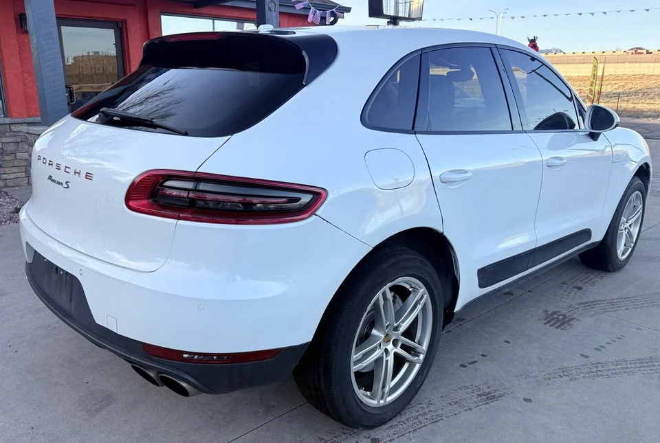 2015 Porsche Macan - Image 5 of 18