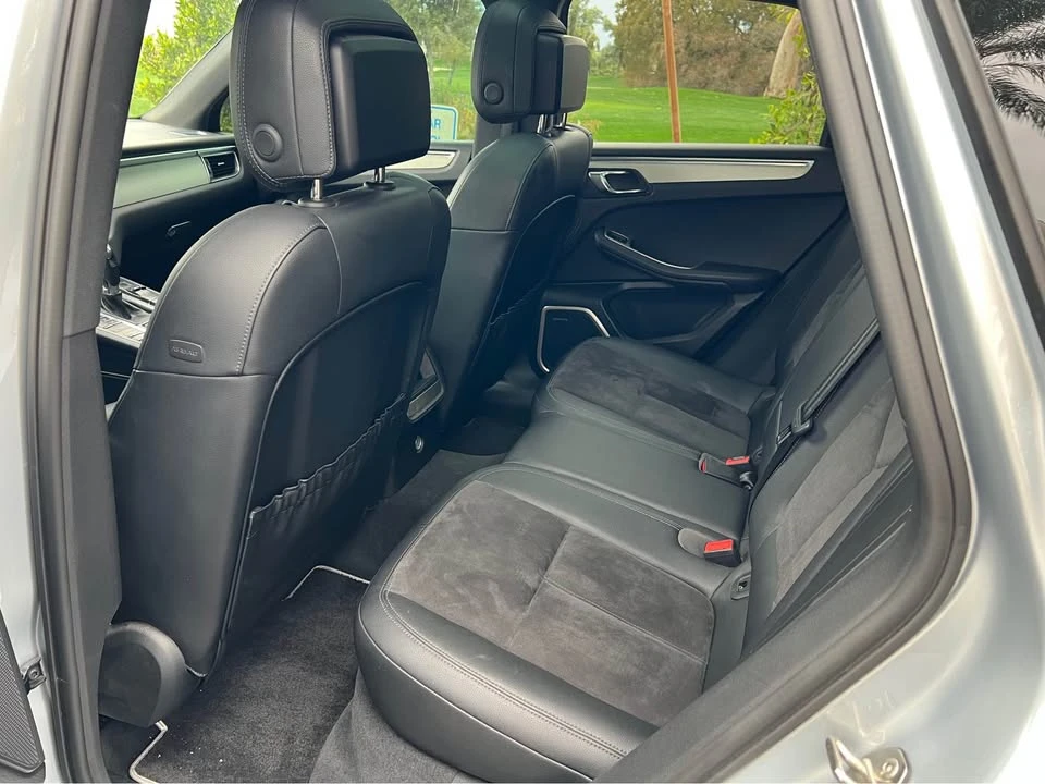 2015 Porsche Macan S - Image 11 of 20
