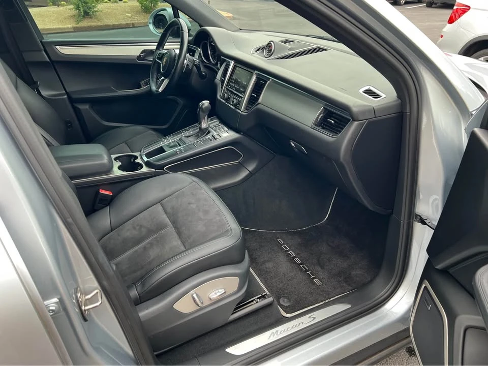 2015 Porsche Macan S - Image 16 of 20