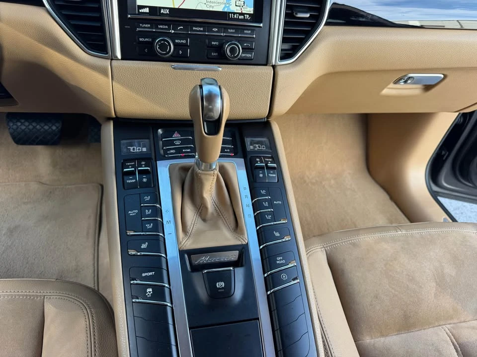 2015 Porsche Macan S - Image 16 of 17