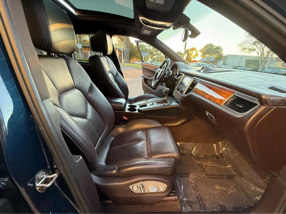 2015 Porsche Macan S - Image 10 of 13