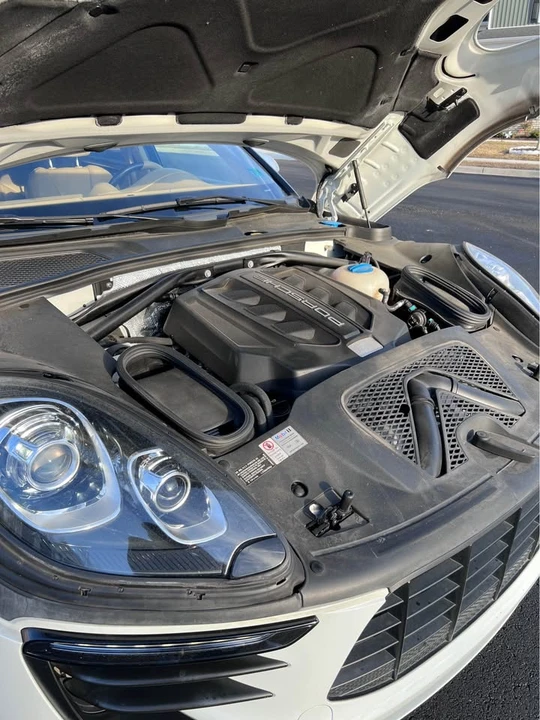 2015 Porsche Macan S - Image 8 of 14