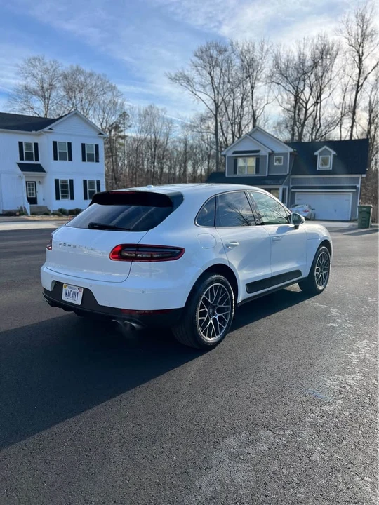 2015 Porsche Macan S - Image 2 of 14