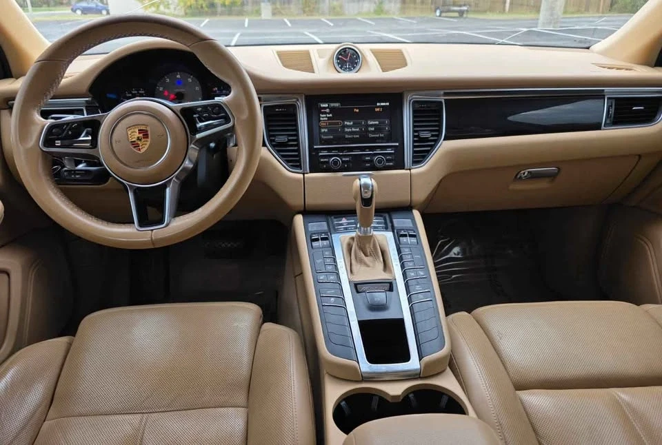 2015 Porsche Macan S - Image 8 of 20