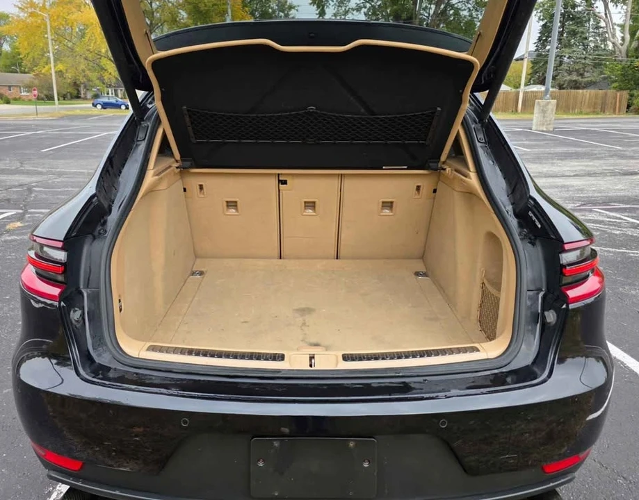 2015 Porsche Macan S - Image 17 of 20
