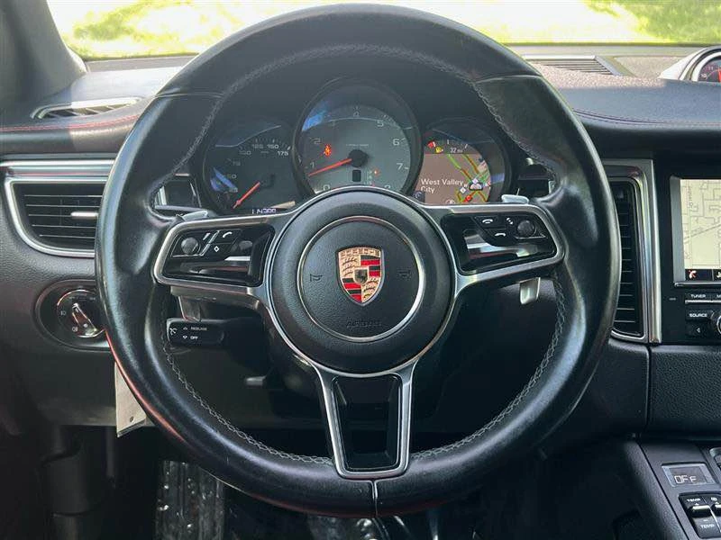 2015 Porsche Macan S - Image 10 of 16