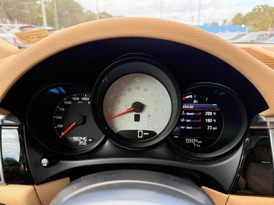 2015 Porsche Macan S - Image 18 of 20
