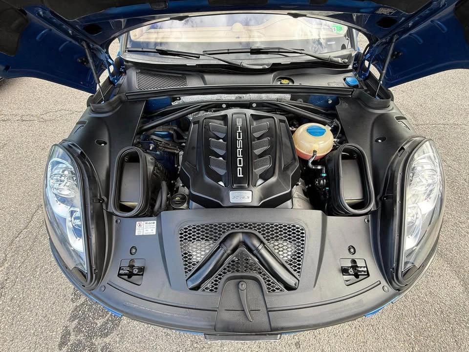 2015 Porsche Macan S - Image 19 of 20