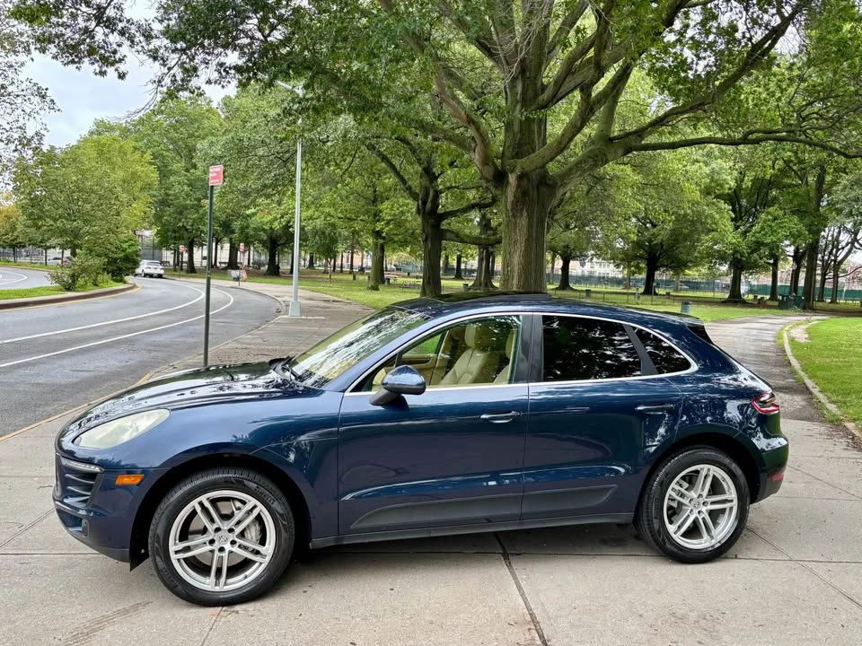 2015 Porsche Macan S - Image 2 of 15