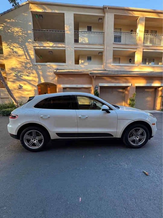 2015 Porsche Macan S - Image 8 of 14