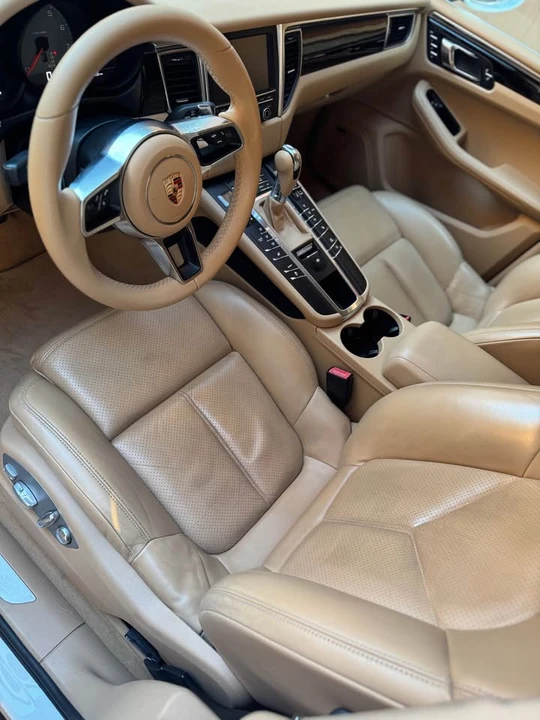 2015 Porsche Macan S - Image 9 of 14
