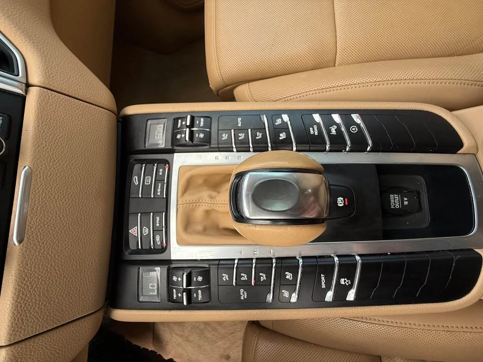 2015 Porsche Macan S - Image 17 of 20