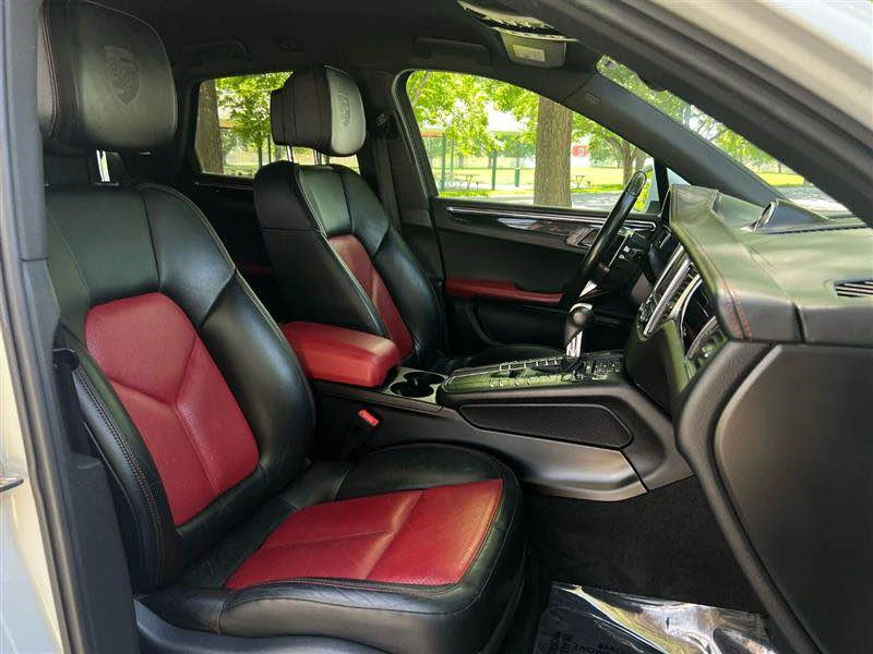 2015 Porsche Macan S - Image 14 of 16