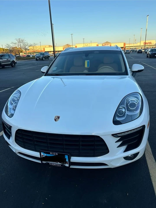 2015 Porsche Macan S - Image 2 of 6