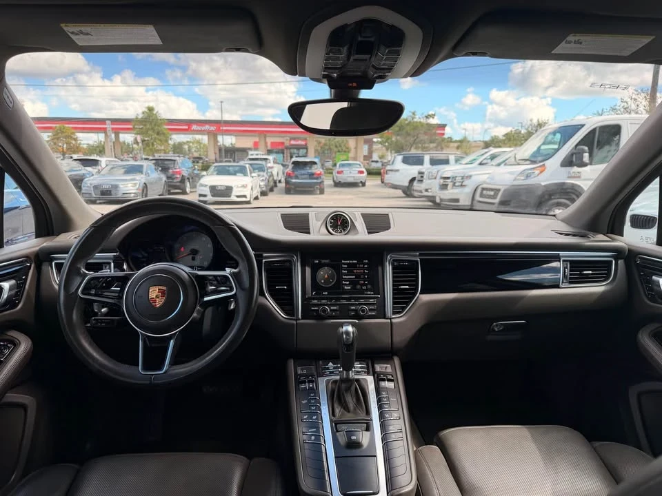 2015 Porsche Macan S - Image 11 of 17