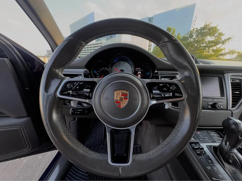 2015 Porsche Macan S - Image 19 of 20