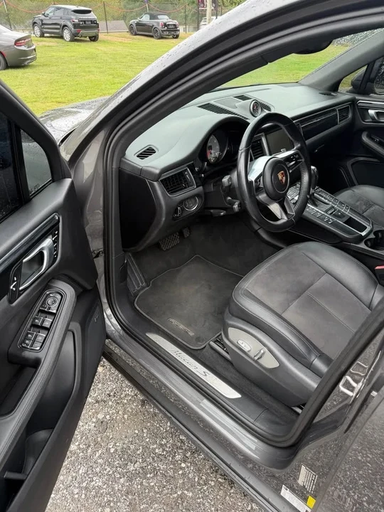 2015 Porsche Macan S - Image 9 of 13