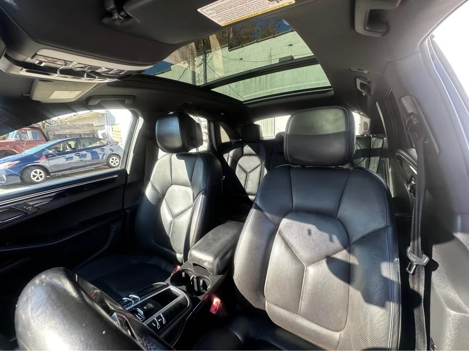 2015 Porsche Macan S - Image 16 of 20