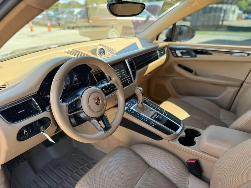 2015 Porsche Macan S - Image 9 of 11
