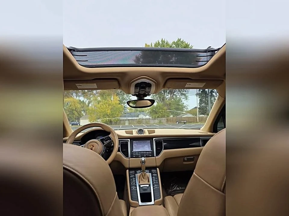 2015 Porsche Macan S - Image 10 of 15