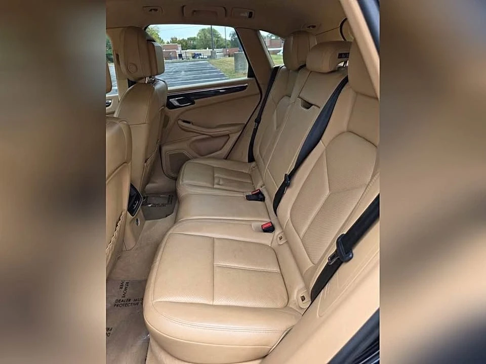 2015 Porsche Macan S - Image 13 of 15