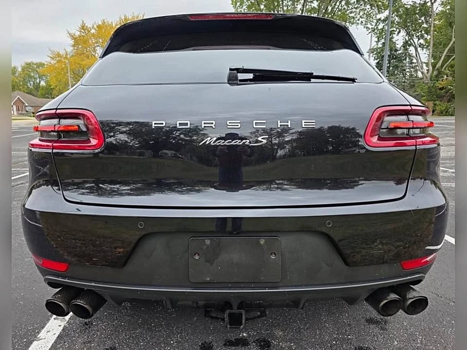 2015 Porsche Macan S - Image 2 of 15
