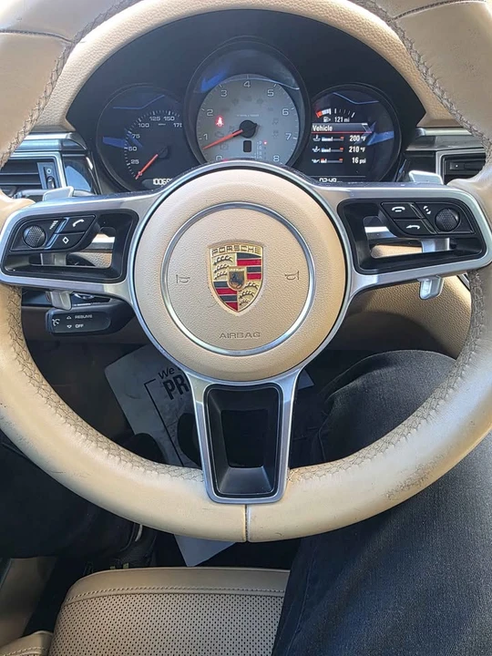 2015 Porsche Macan S - Image 15 of 20