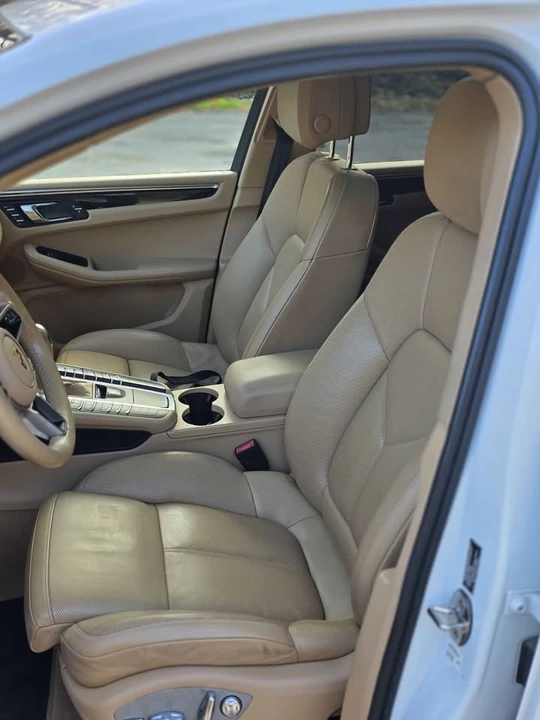 2015 Porsche Macan S - Image 9 of 20