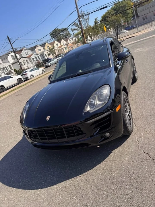 2015 Porsche Macan S - Image 2 of 10