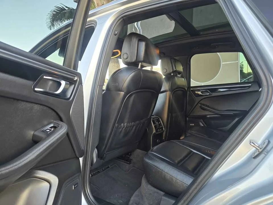 2015 Porsche Macan S - Image 10 of 13