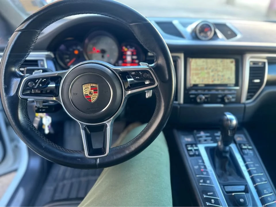 2015 Porsche Macan S - Image 19 of 20