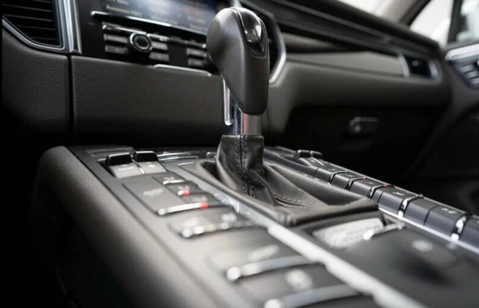 2015 Porsche Macan S - Image 10 of 13