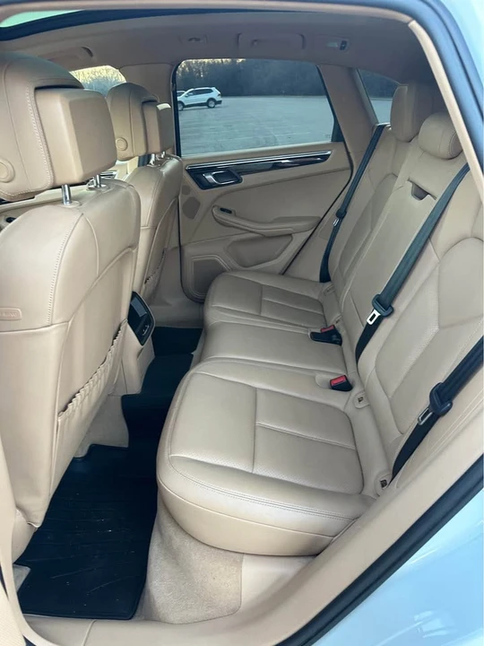 2015 Porsche Macan S - Image 6 of 9